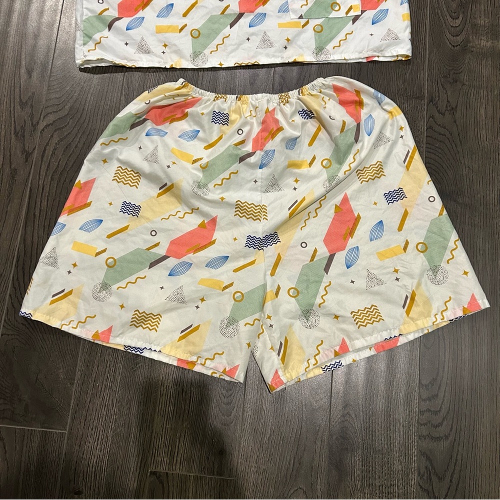 Geometric Print Women's Pajama Set - Picture 4 of 9